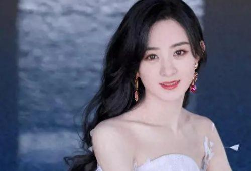 娱乐圈吃瓜赵丽颖,娱乐圈的瓜田，她如何成为焦点？