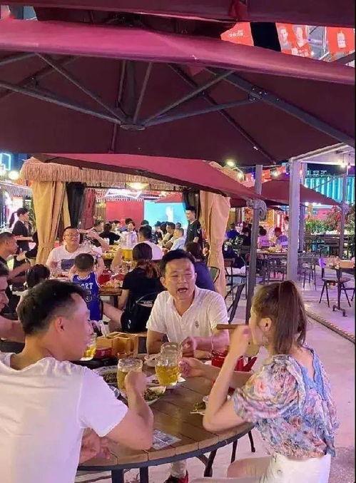 娱乐吃瓜酱等风来,跟随风潮，揭秘娱乐圈幕后故事