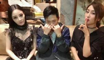 娱乐圈吃瓜友友们,揭秘明星幕后故事