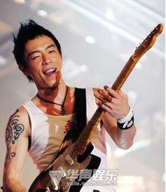 娱乐吃瓜酱黄贯中